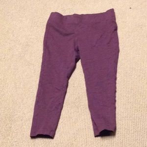 Burgundy loft cropped leggings size L
